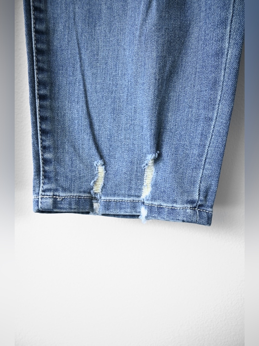 STS Blue Jeans, New With Tags - Picture 6 of 6